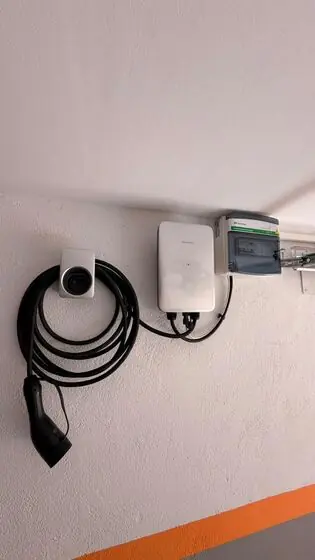 Instalación realizada por Voltymas en Madrid — obra 2